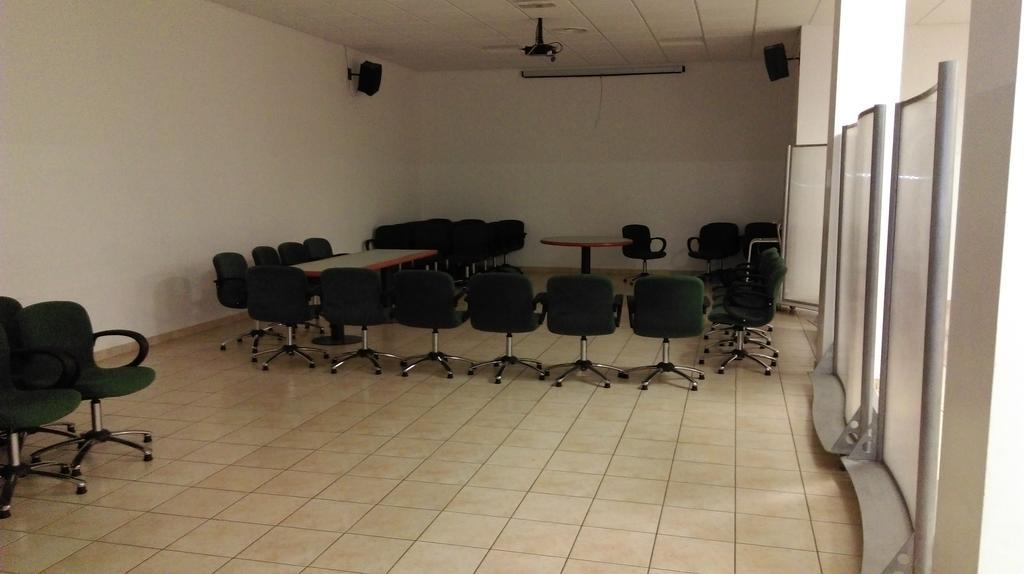 Serrungarina Hotel Flaminio Tavernelle מראה חיצוני תמונה